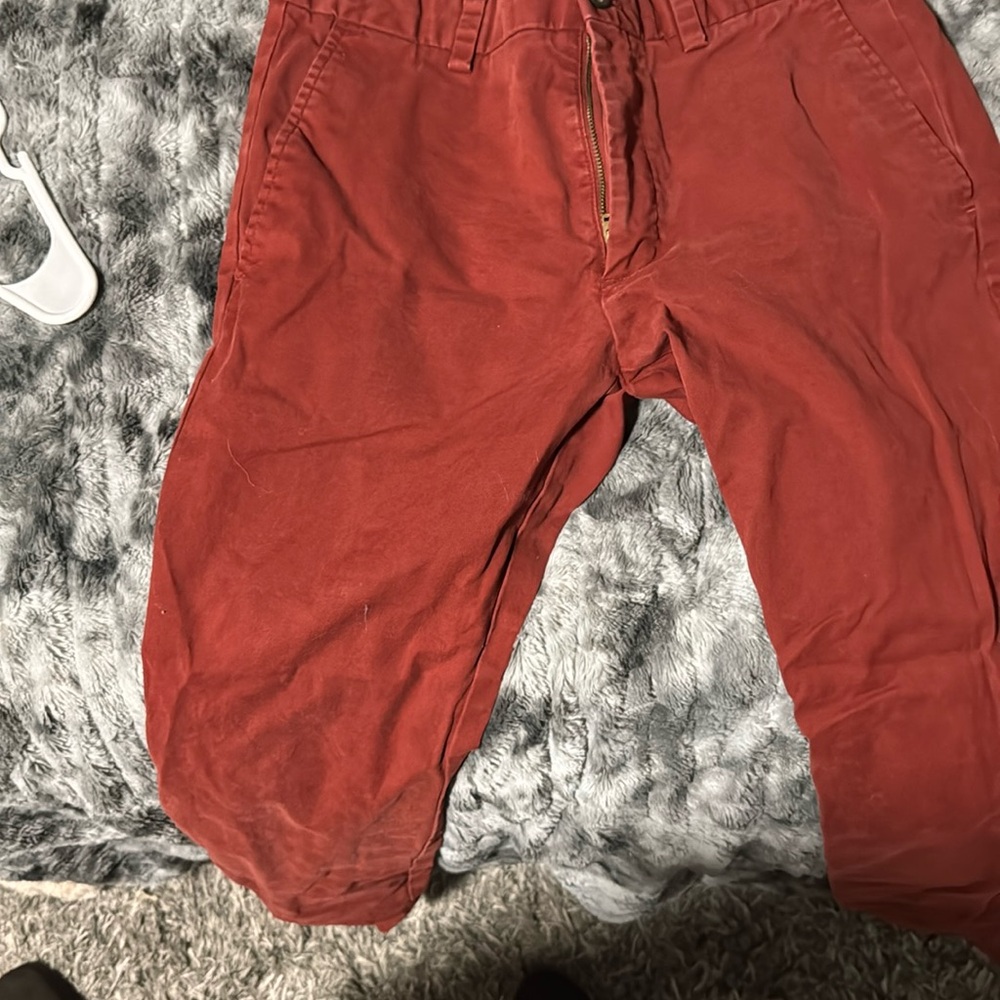Brick color banana republic chino